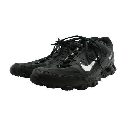 Reax 8 TR Low-Top Athletic Shoes