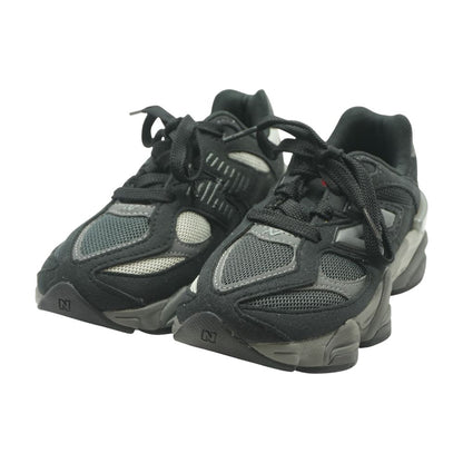 9060 Black Athletic Shoes