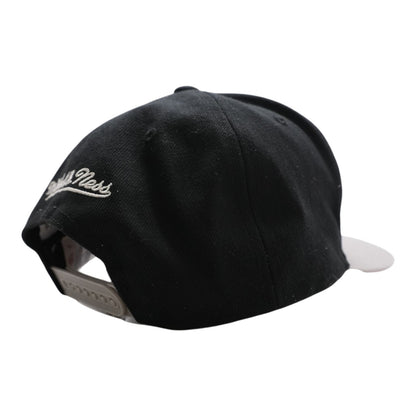 Black Chicago Bulls Ballcap Hat