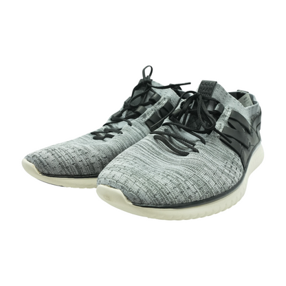 Gray Low-Top Athletic Shoes
