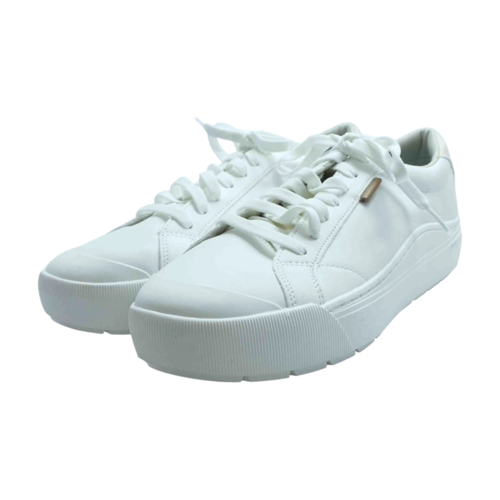Time Off Low-Top Athletic Shoes