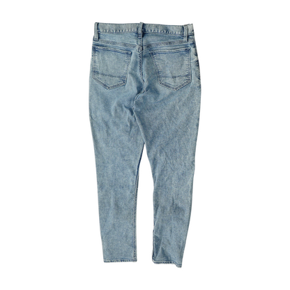 Athletic Jeans