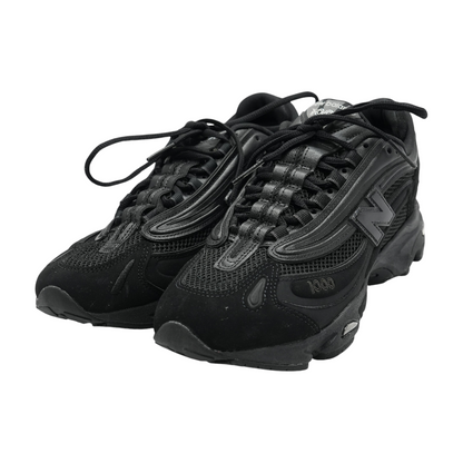 1000 Low-Top Athletic Shoes