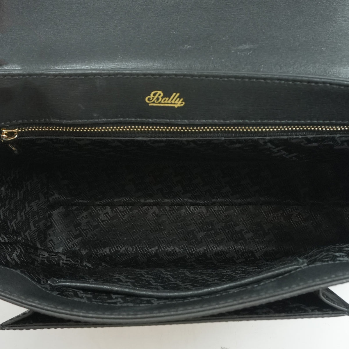 Black Emery Leather Twist-Lock Bag