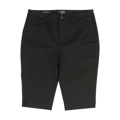 Black Solid Capris