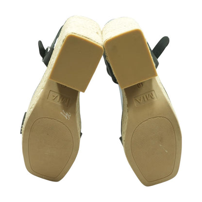 Black Wedged Sandals