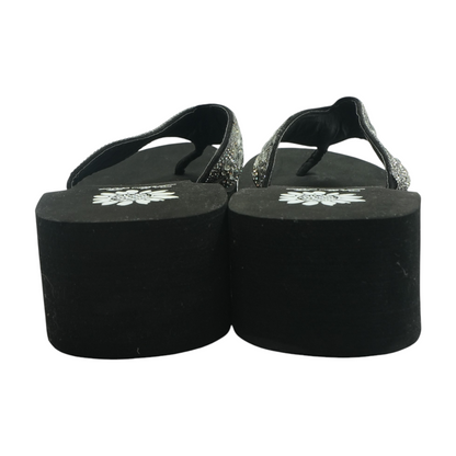 Black Flip-Flop Sandals