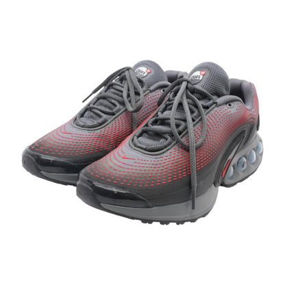 Air Max Dn Low-Top Athletic Shoes