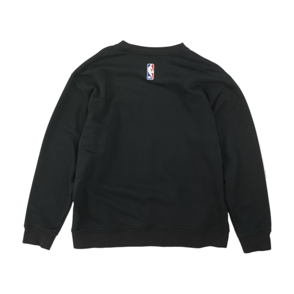 Black Solid Sweatshirt Pullover