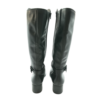 Black Boots
