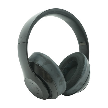 Matte Black Studio 3 Noise Cancelling Headphones With Black Camo Earpads
