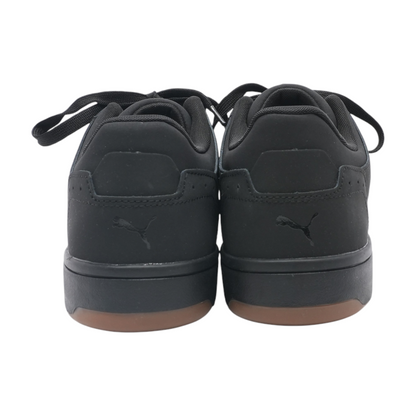 Black Low-Top Athletic Shoes