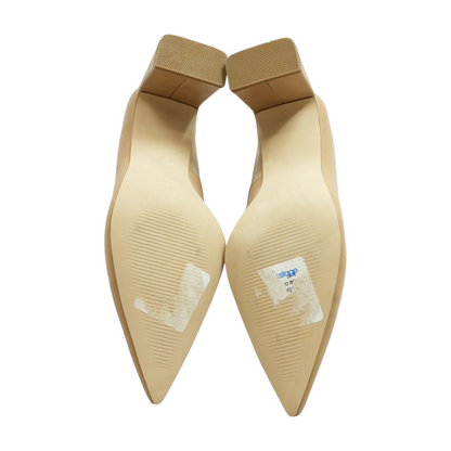 Tan Heels