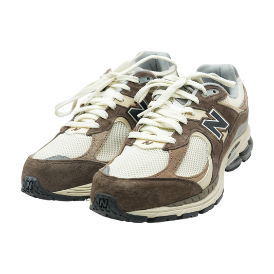 1906R Low-Top Athletic Shoes