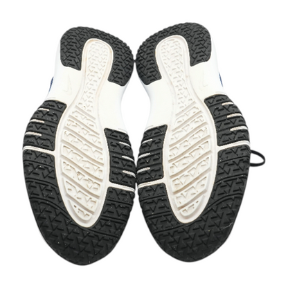 Flex Control Low-Top Athletic Shoes