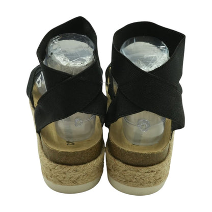 Black Flat Sandals