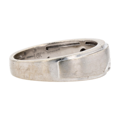 1/10 ctw 10K White Gold Diamond Band