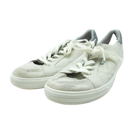 Gray Low-Top Athletic Shoes