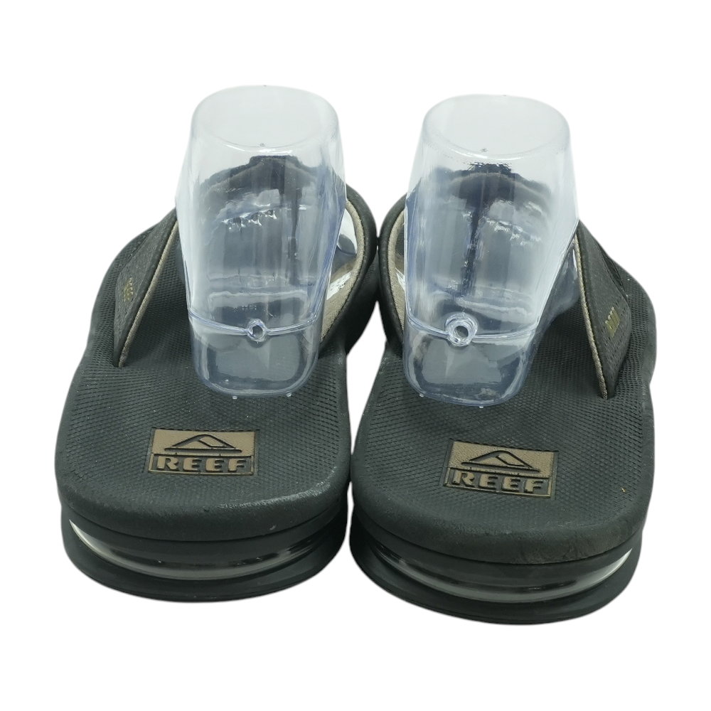 Black Flip-Flop Sandals