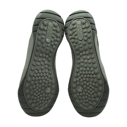 Black Low Top Athletic Shoes