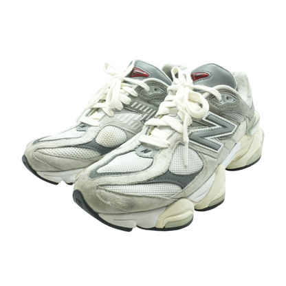 9060 Low-Top Athletic Shoes