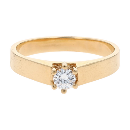 1/5 ctw 10K Yellow Gold Diamond Engagement Ring