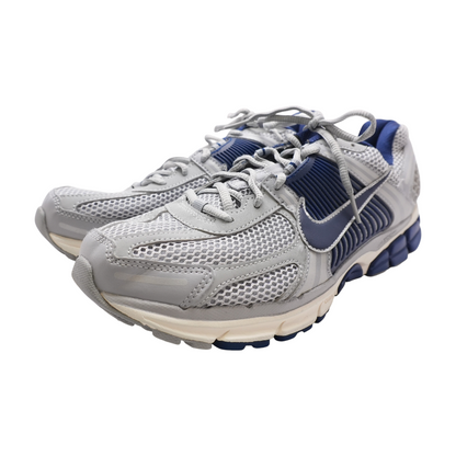 Zoom Vomero 5 Yankees Low-Top Athletic Shoes