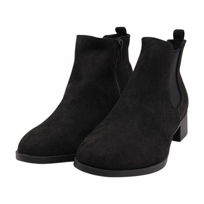 Black Winter Boots
