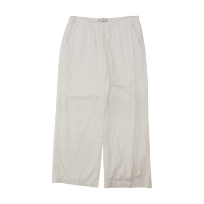 White Short Pants