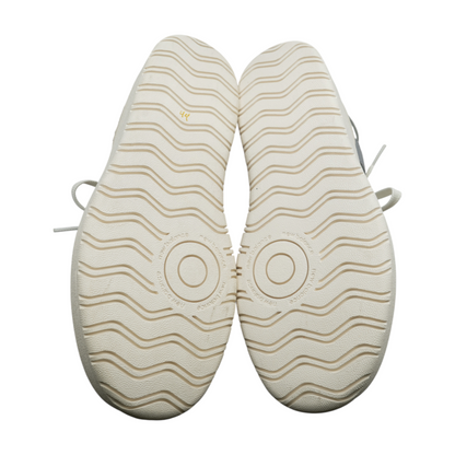 CT302 Low-Top Athletic Shoes