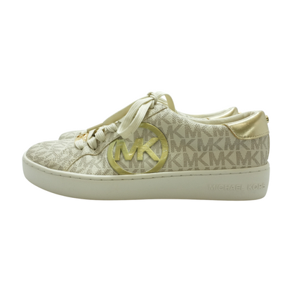 LS241 Low-Top Athletic Shoes
