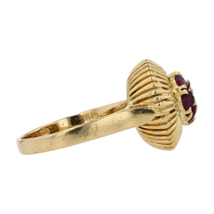 18K Yellow Gold Red Stone Fashion Ring