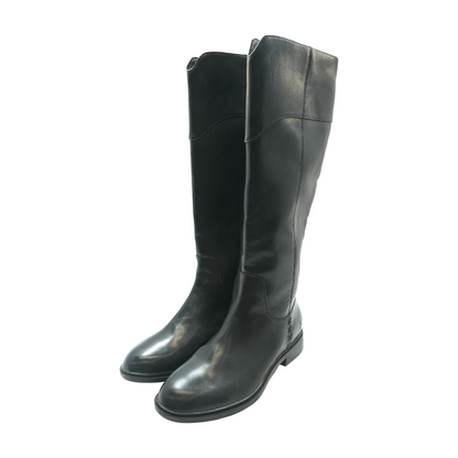 Black Boots