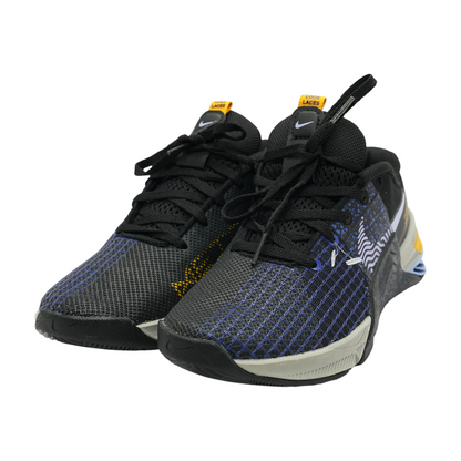 Metcon 8 Low-Top Athletic Shoes