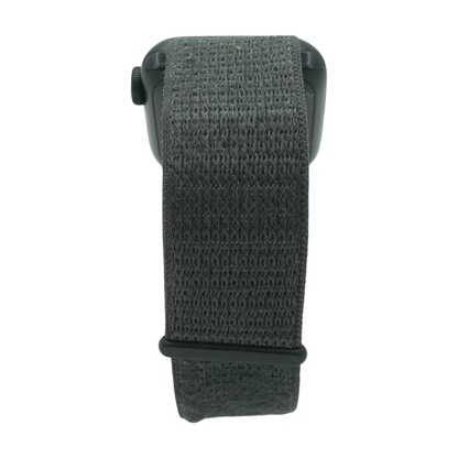 40mm Series SE 2 Black Smartwatch Gray Band One Size