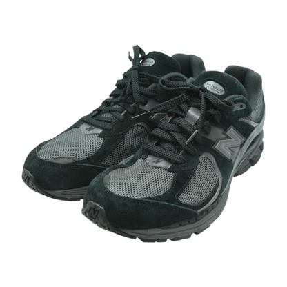 2002R Low-Top Athletic Shoes