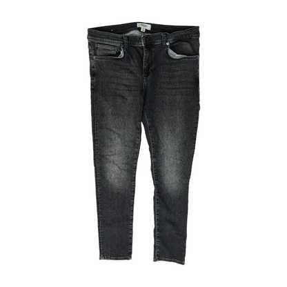 Black Regular Jeans