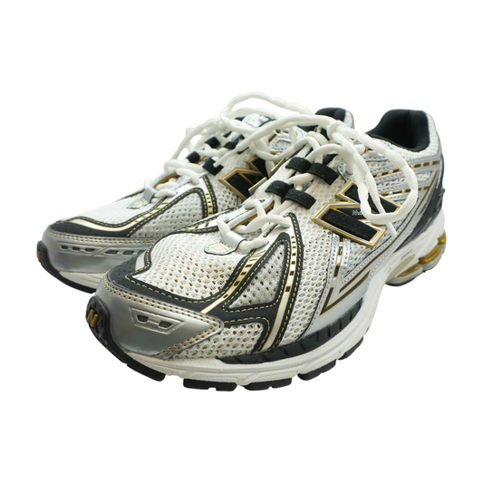 1906R Low-Top Athletic Shoes