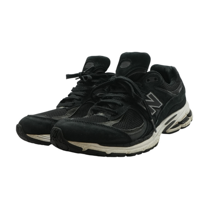 2002R Low-Top Athletic Shoes