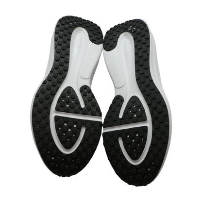 Revolution 8 Low-Top Athletic Shoes