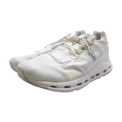 Cloudnova Low-Top Athletic Shoes
