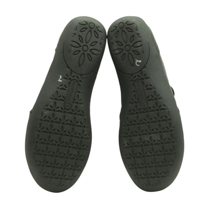 Black Flats