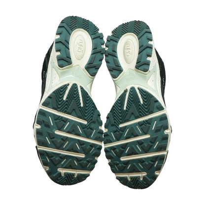 Sky Walk Low-Top Athletic Shoes