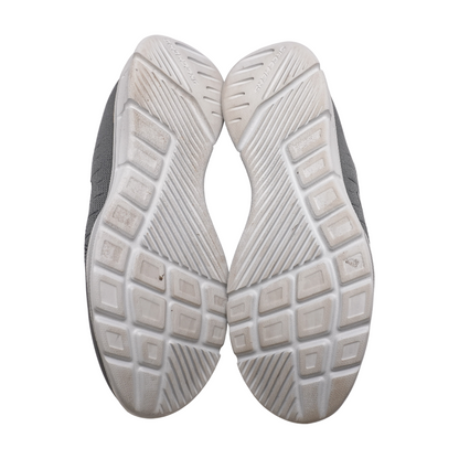 Gray Low-Top Athletic Shoes
