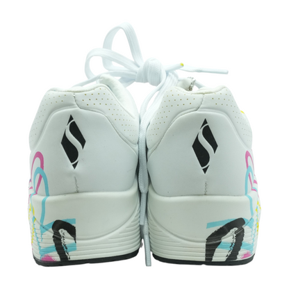 Uno Full of Heart Low-Top Athletic Shoes