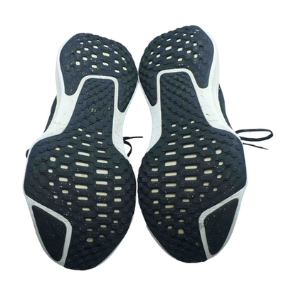 Nike ZoomX Invincible Run 3 Low-Top Athletic Shoes – Image 3