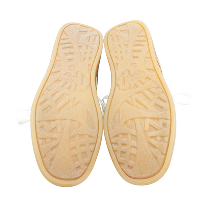 Veneusq Athletic Shoes