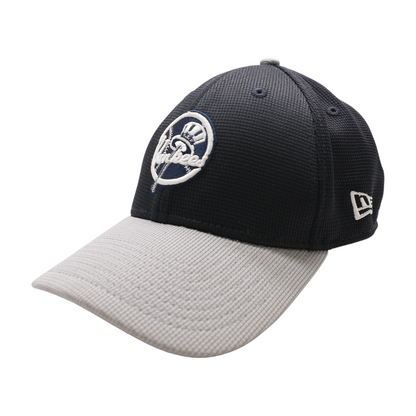 Black New York Yankees Ballcap Hat