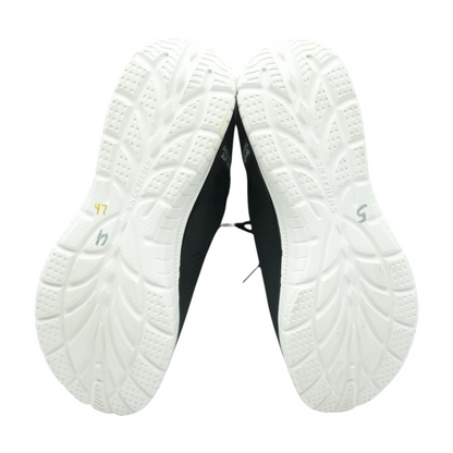 Virtue Low-Top Athletic Shoes