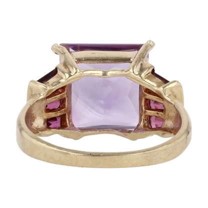 10K Yellow Gold Purple Stone Fashion Ring